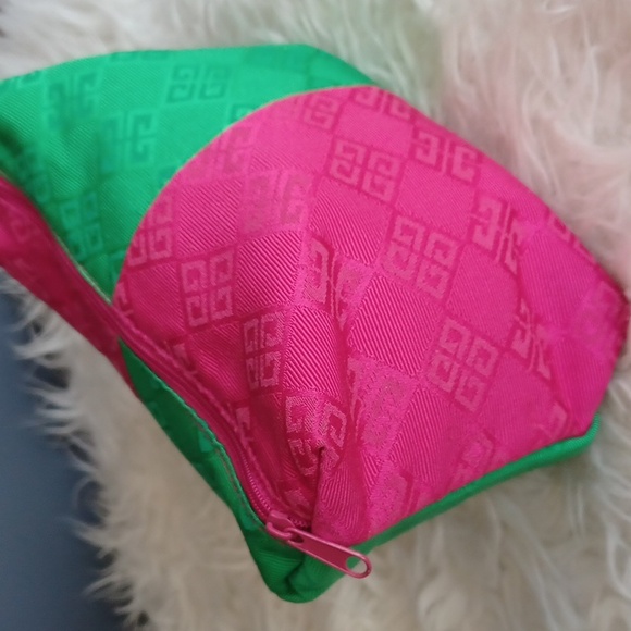 Givenchy vintage  cosmetic bag - Picture 2 of 12